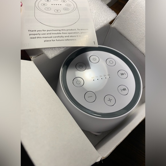 White Noise Sound Machine with 30 Soothing Sounds 12 Colors Night Light White - Picture 10 of 11